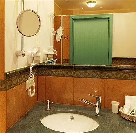 Hotel Huegel 4*