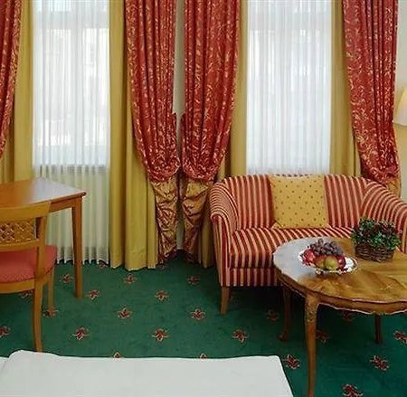 Hotel Huegel