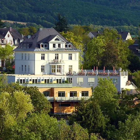 Hügel Hotel