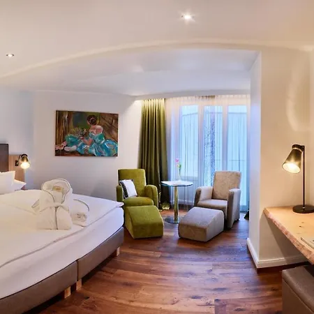 Hotel Huegel 4*