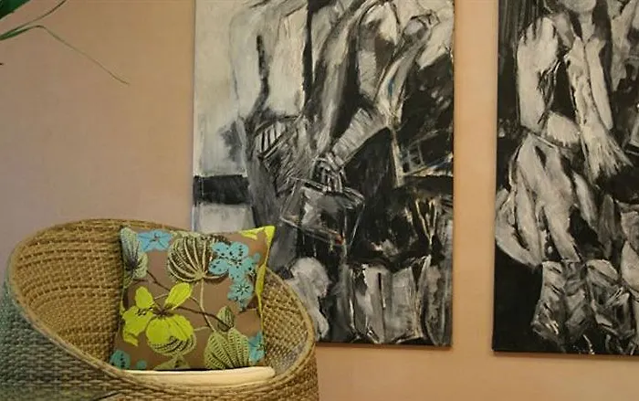 Ξενοδοχείο Huegel