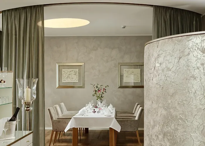 Ξενοδοχείο Huegel