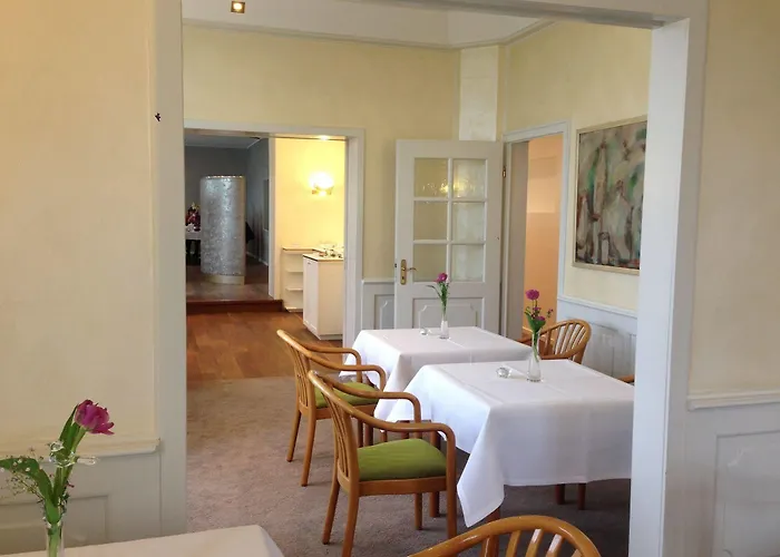 Huegel 4* Τρίερ