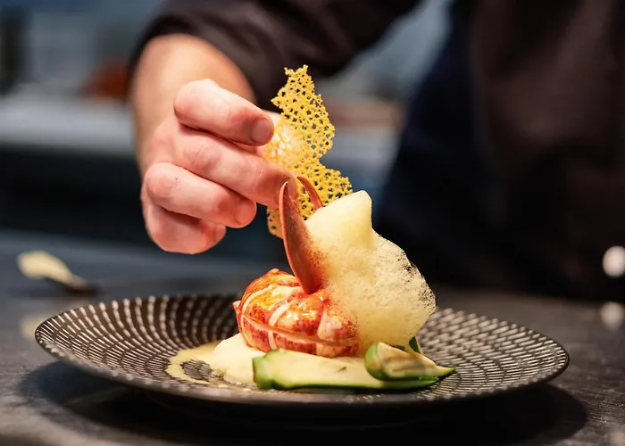 Ξενοδοχείο Huegel 4*